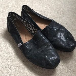 Black sparkle toms 8.5